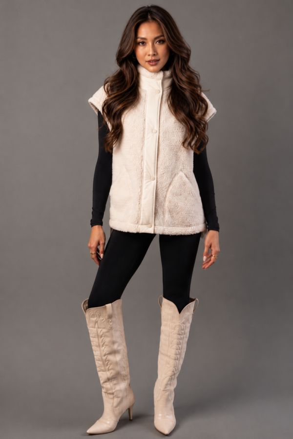 Fleece Relaxed Vest by Panache