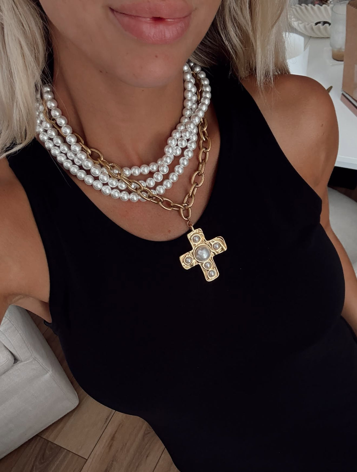 Paris Necklace by Chansutt