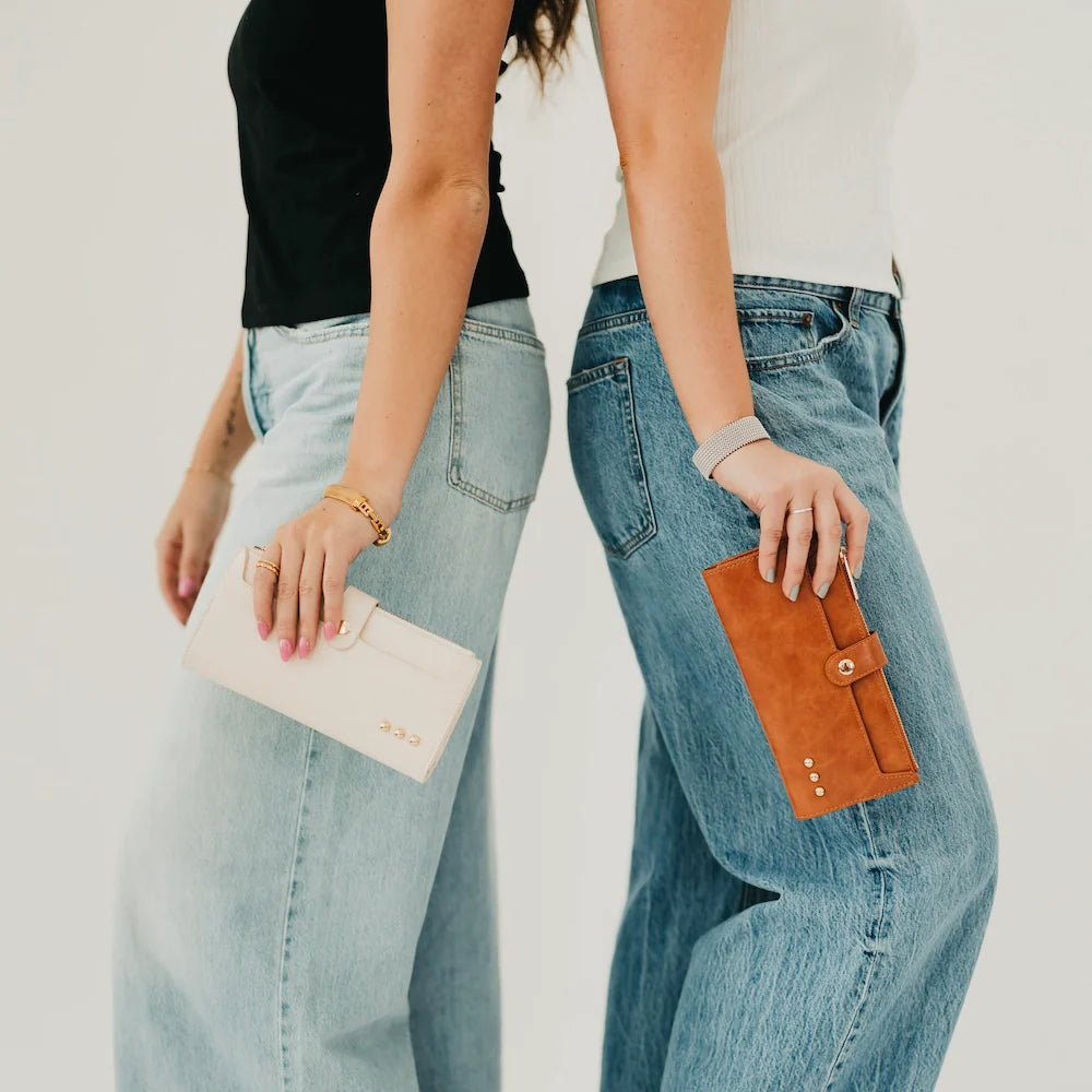 Essentials Wallet by Pretty Simple