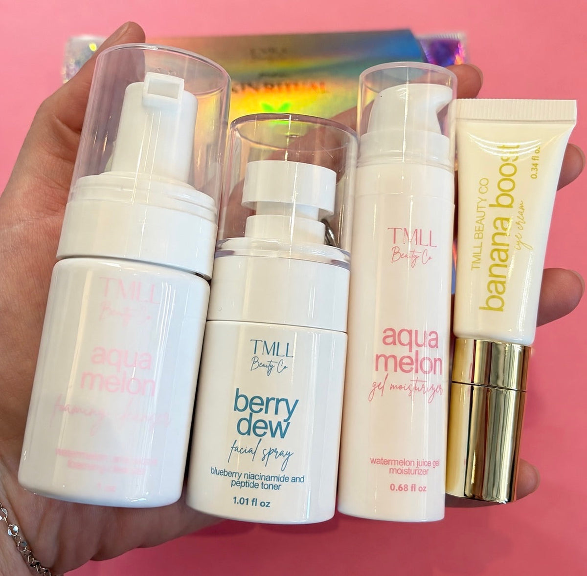Jet Set Skincare Set