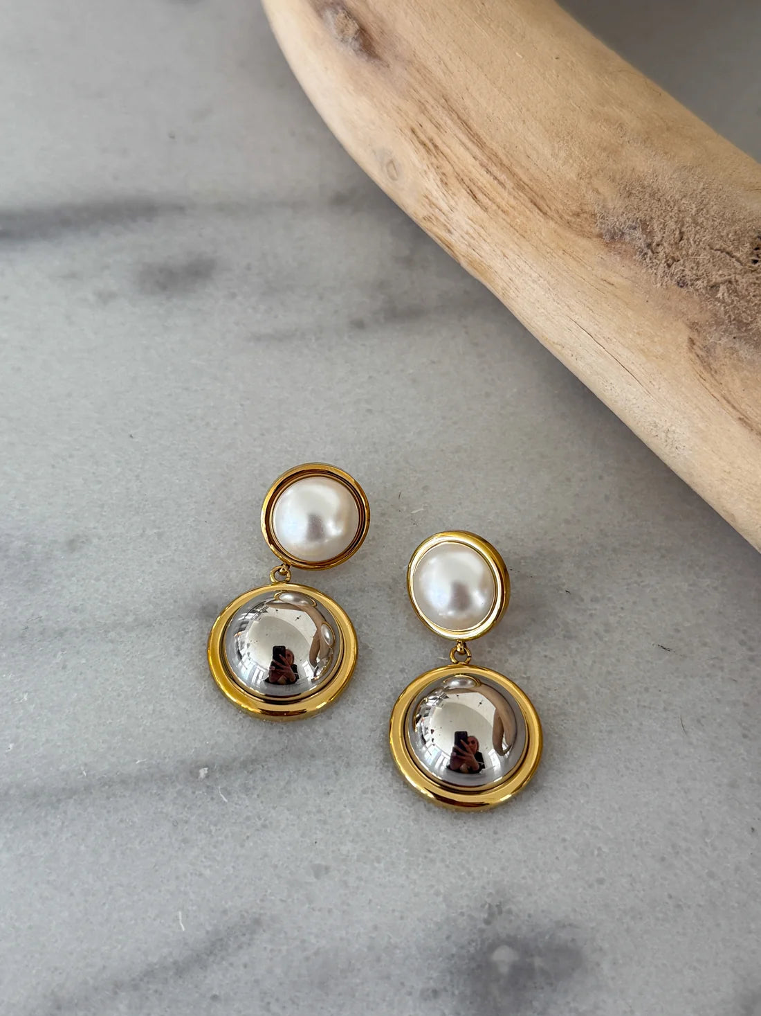 Lux Pearl Earrings by Chansutt
